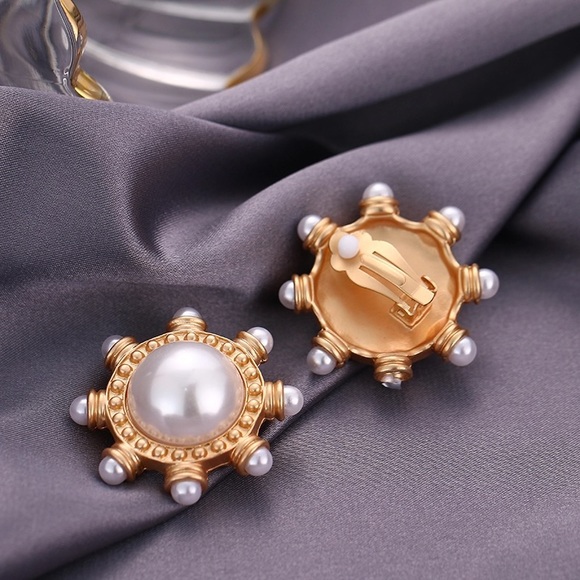 Vintage Round Pearl Clips with Studs - Picture 2 of 5